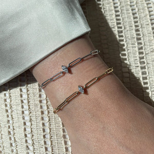 1 MARQUISE WHITE GOLD CONTEMPORARY BRACELET
