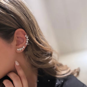 5 DIAMOND MULTISHAPE EARCUFF