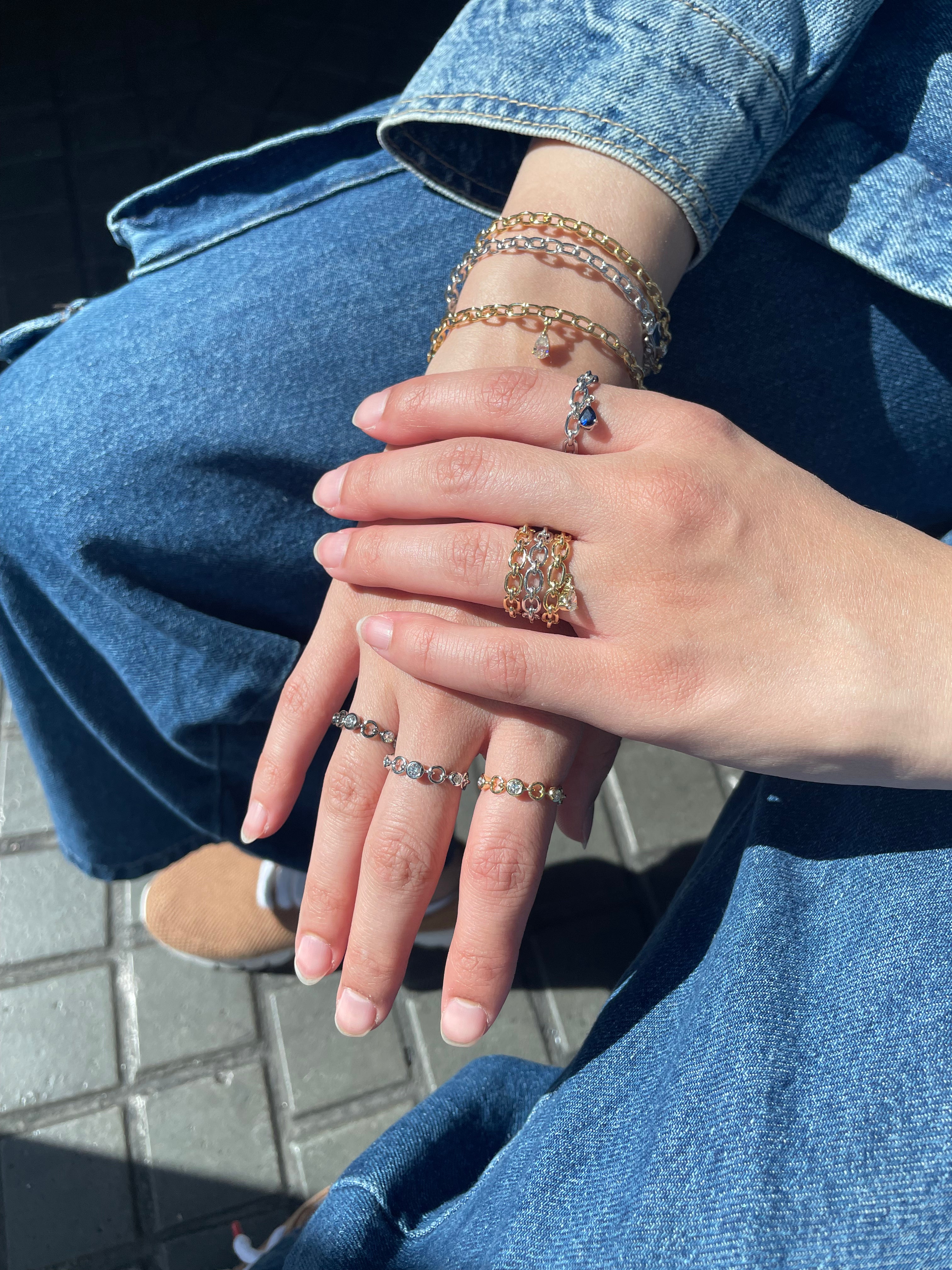 YELLOW GOLD TRAILBLAZER BANGLE WITH PEAR DIAMOND CHARM