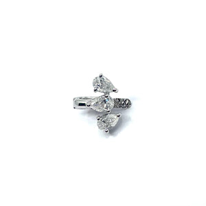 PEAR DIAMOND EARCUFF