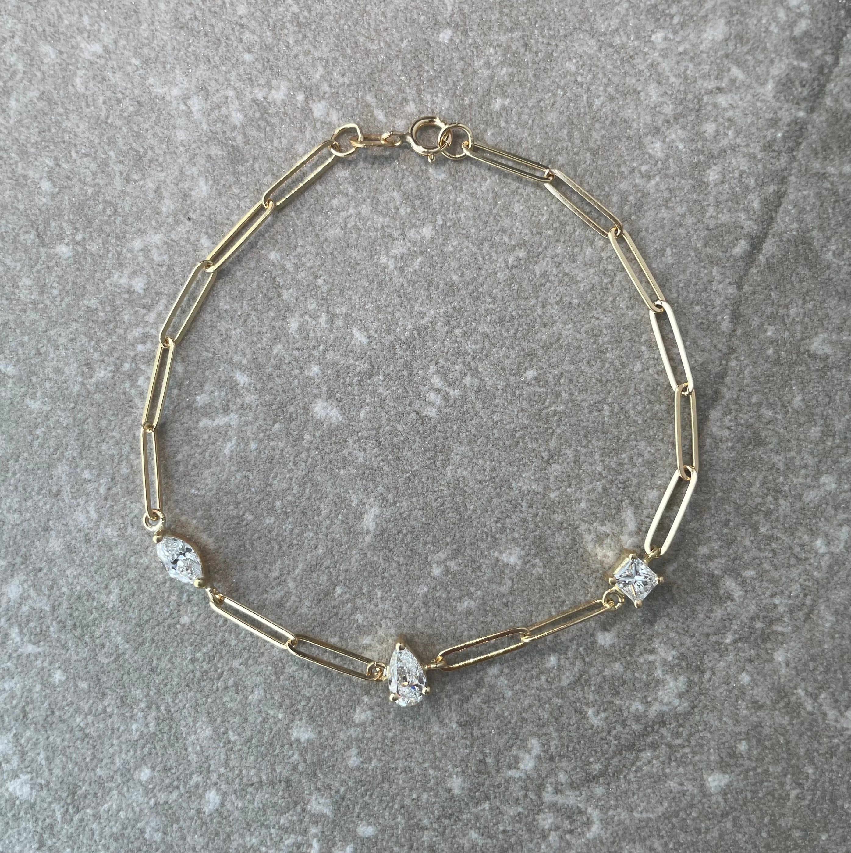 3 MULTISHAPED DIAMONDS CONTEMPORARY BRACELET